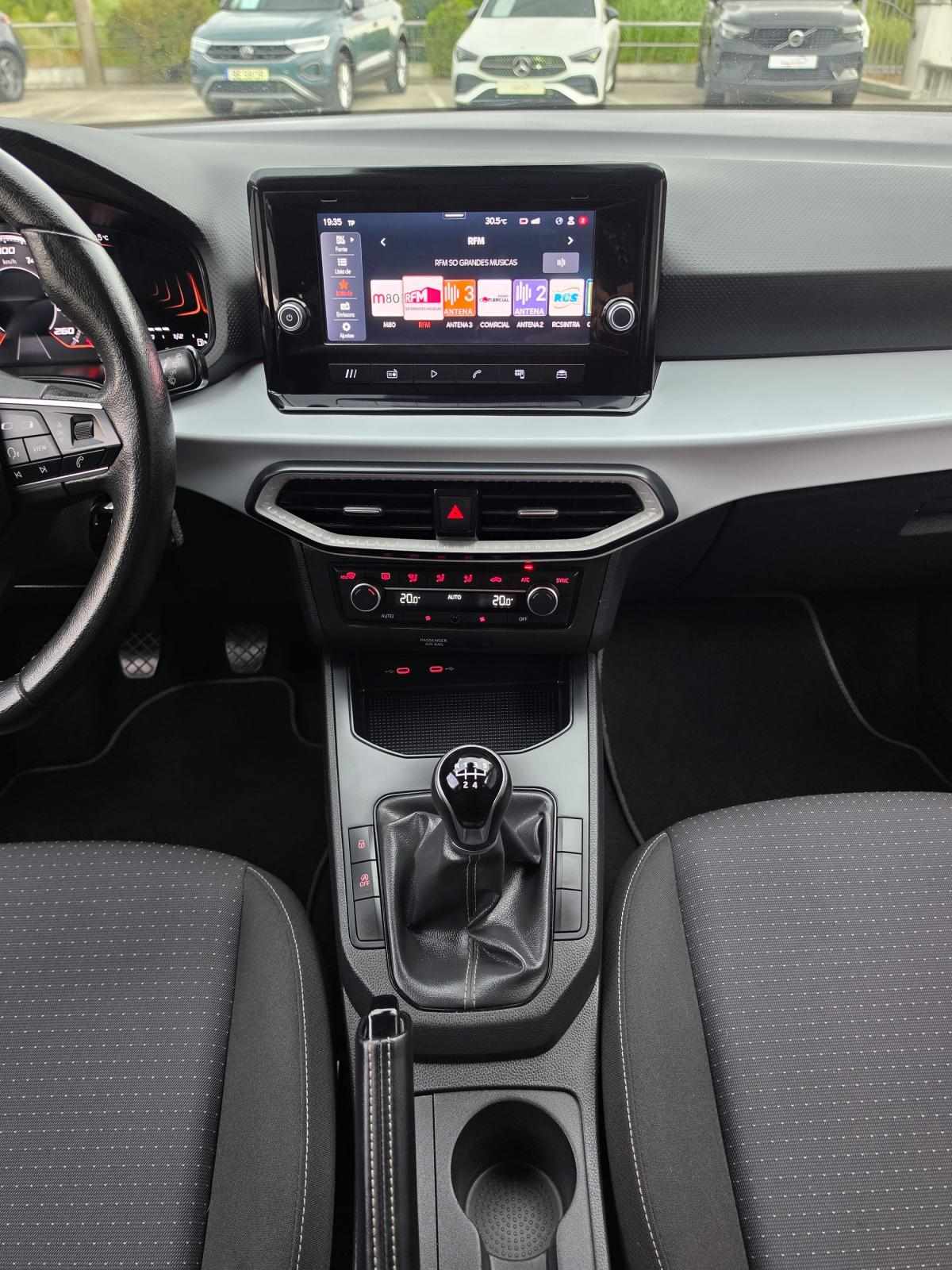 seat-ibiza-2024-gasolina-999cc