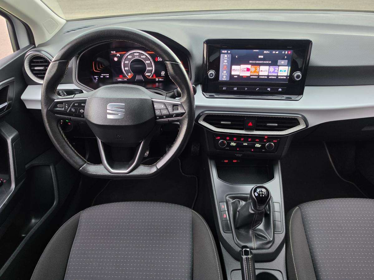 seat-ibiza-2024-gasolina-999cc