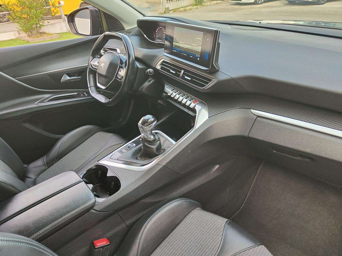 peugeot-3008-2022-diesel-1499cc