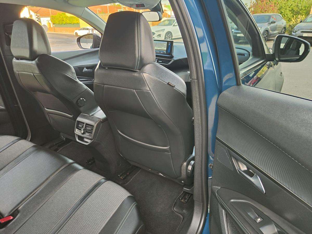 peugeot-3008-2022-diesel-1499cc
