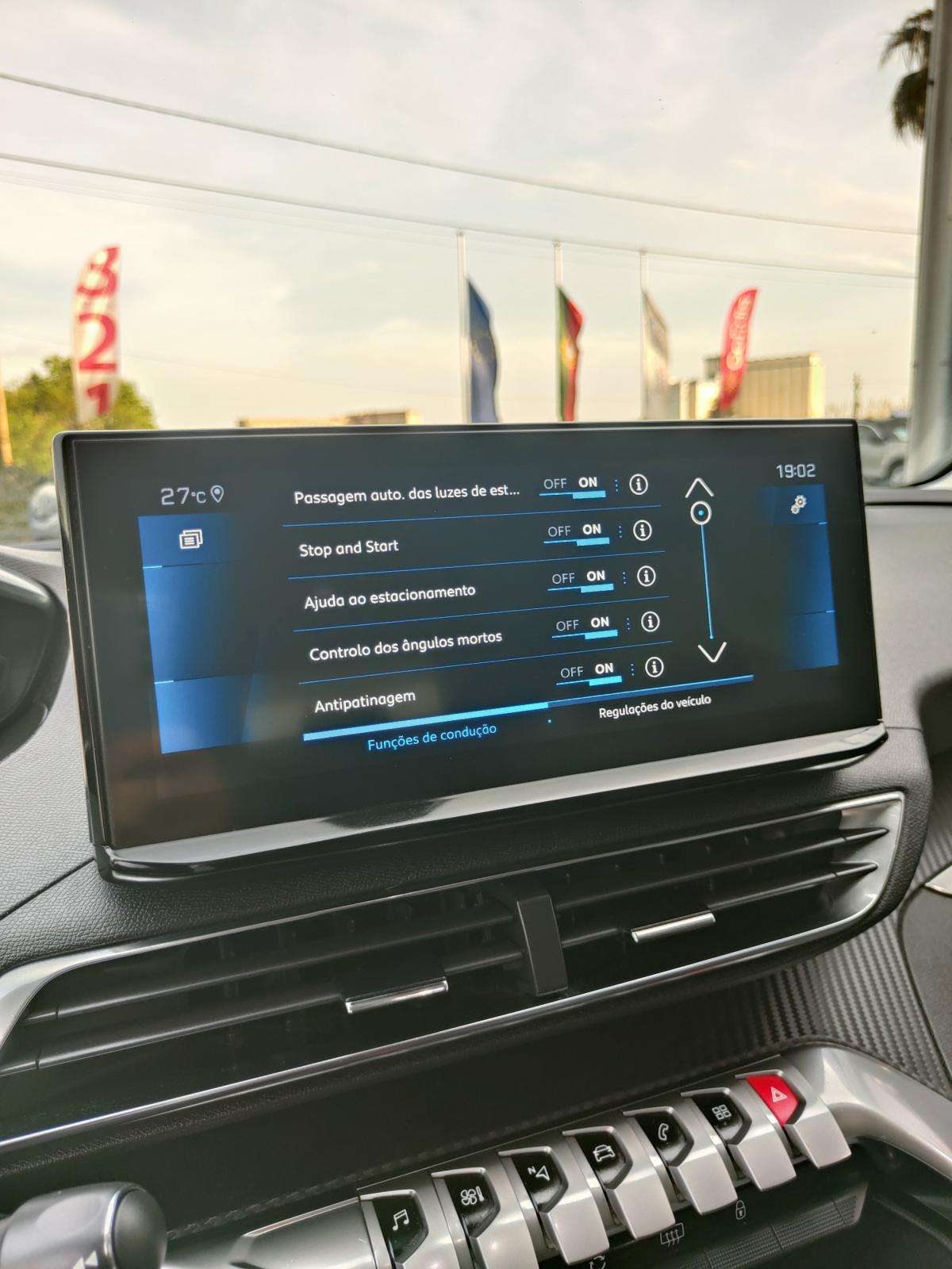 peugeot-3008-2022-diesel-1499cc