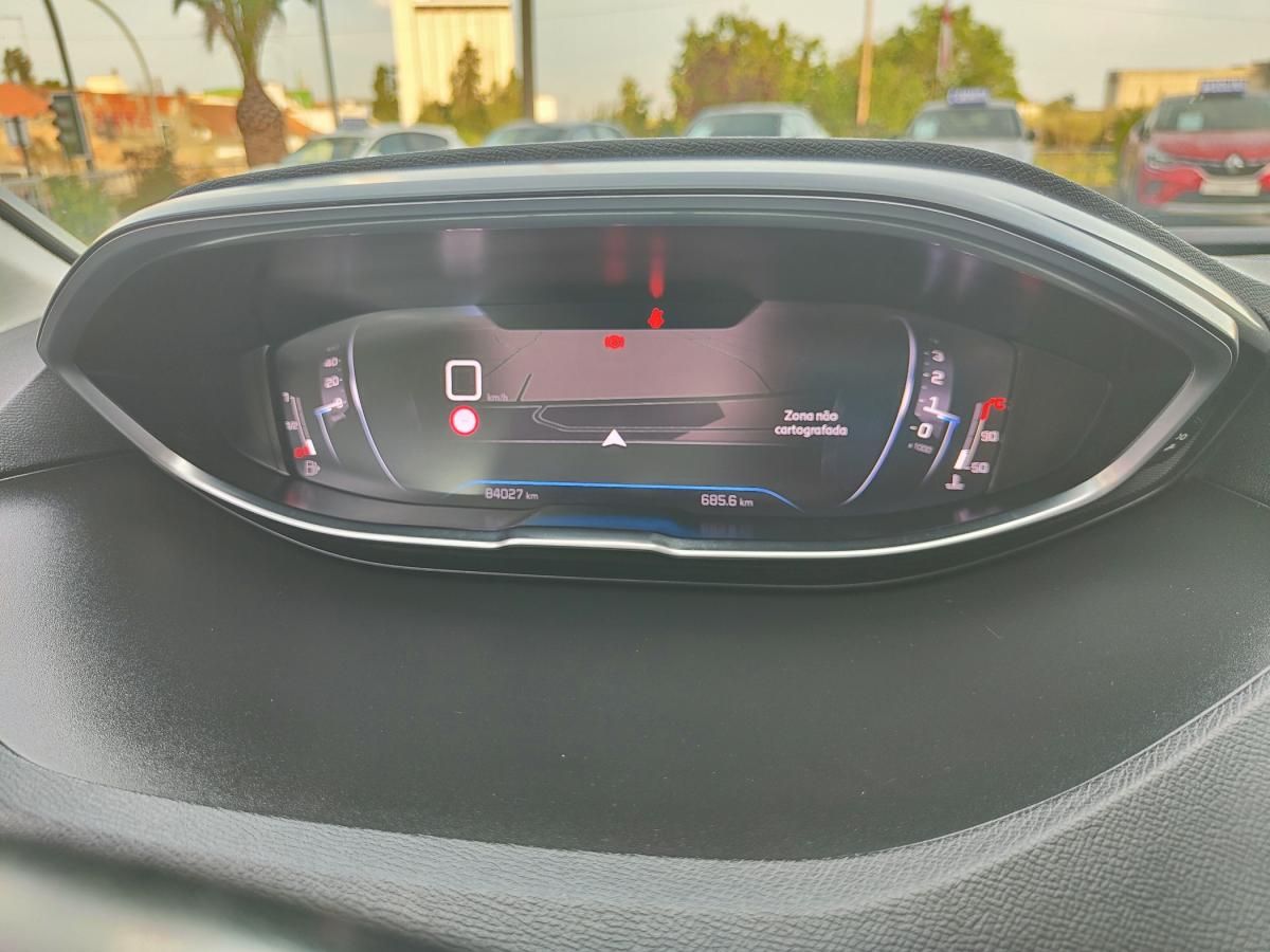 peugeot-3008-2022-diesel-1499cc