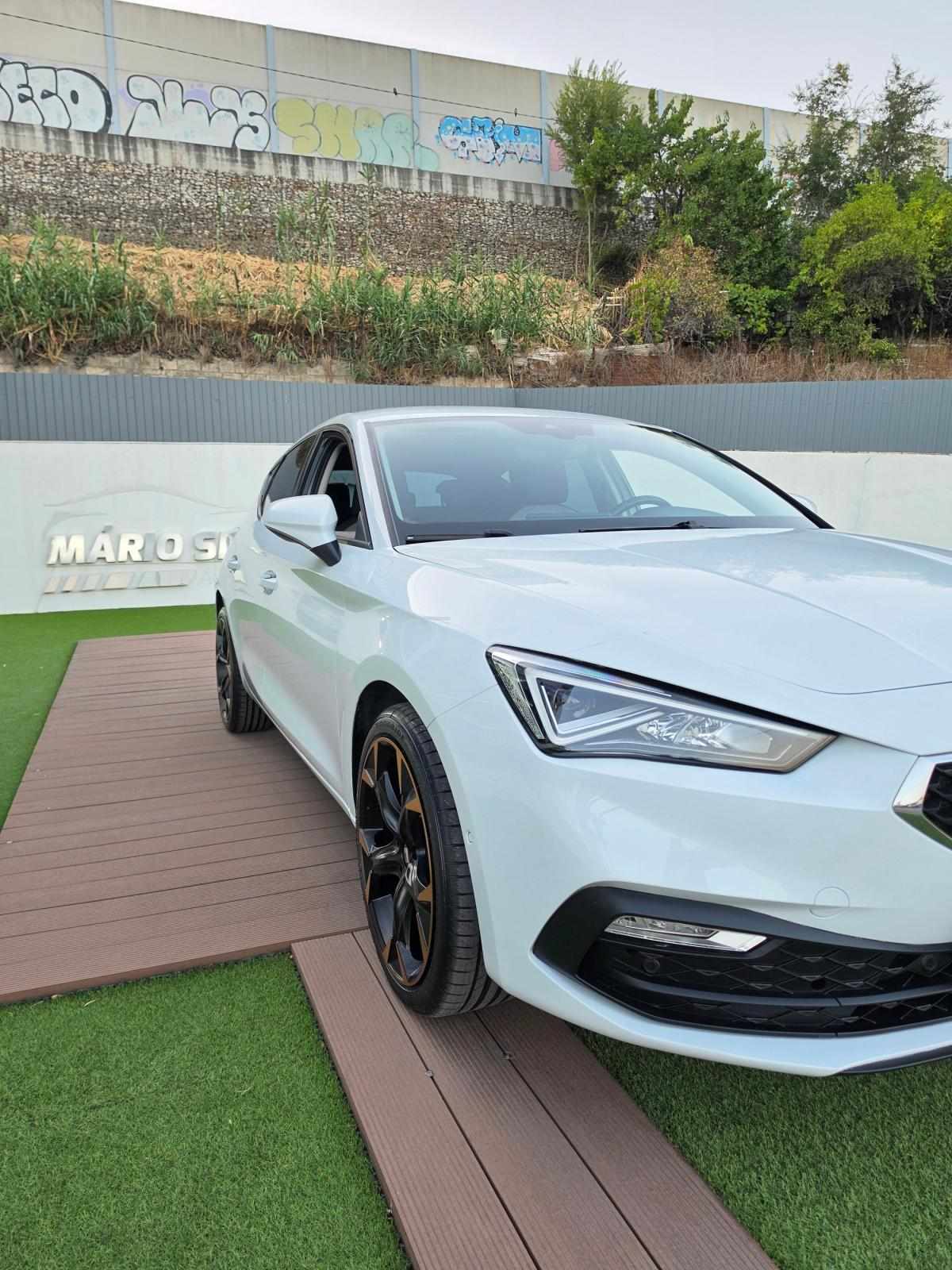 seat-leon-2023-diesel-1968cc