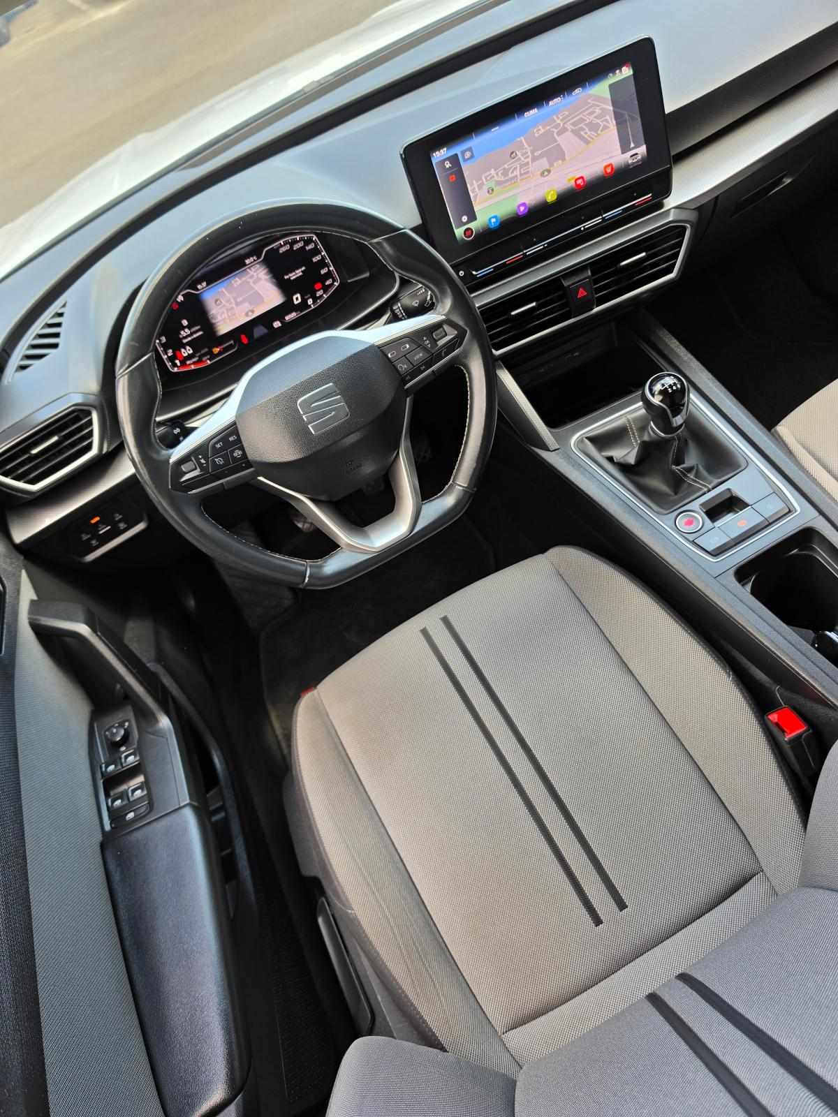 seat-leon-2023-diesel-1968cc