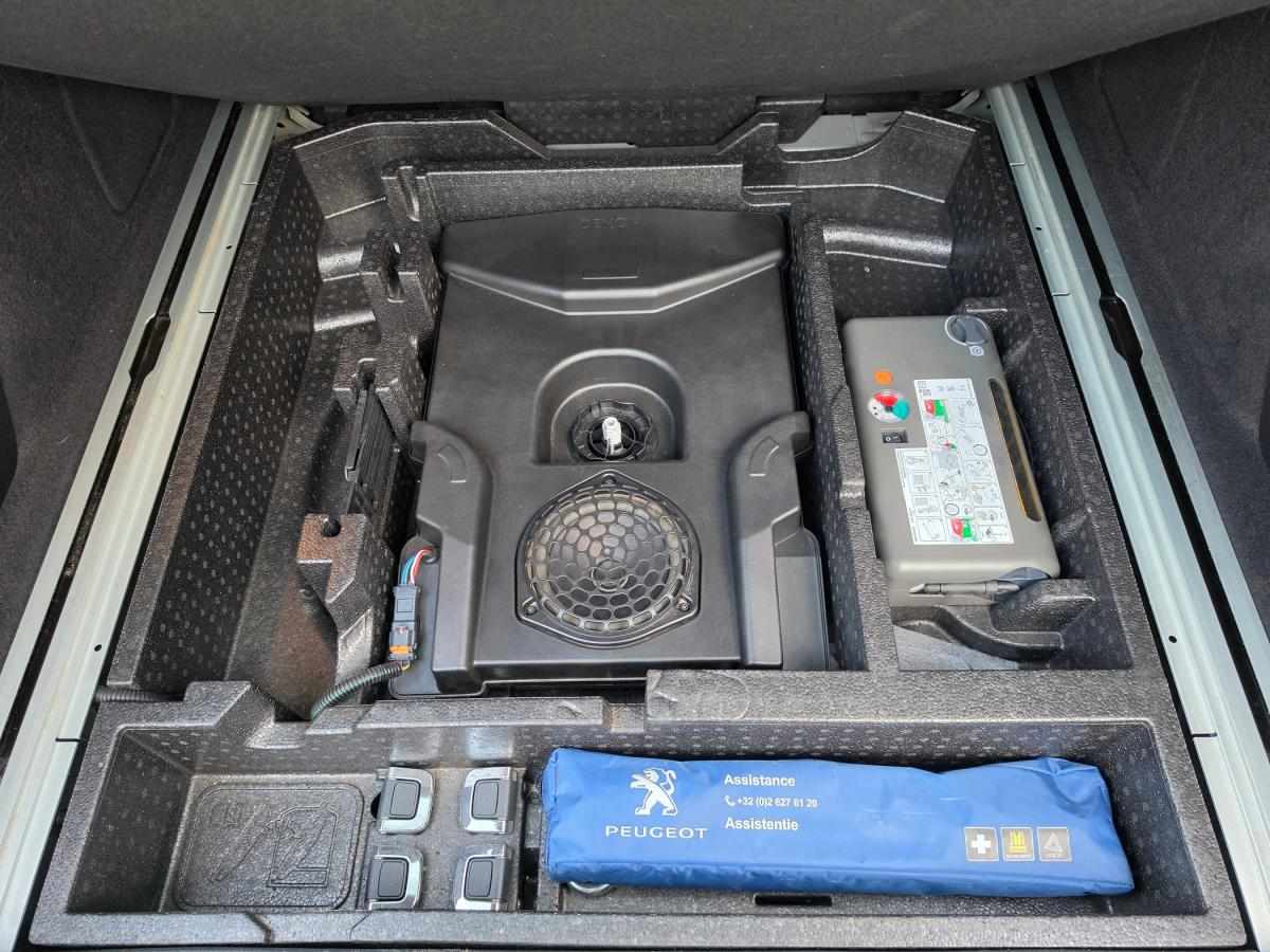 peugeot-308-sw-2019-diesel-1499cc