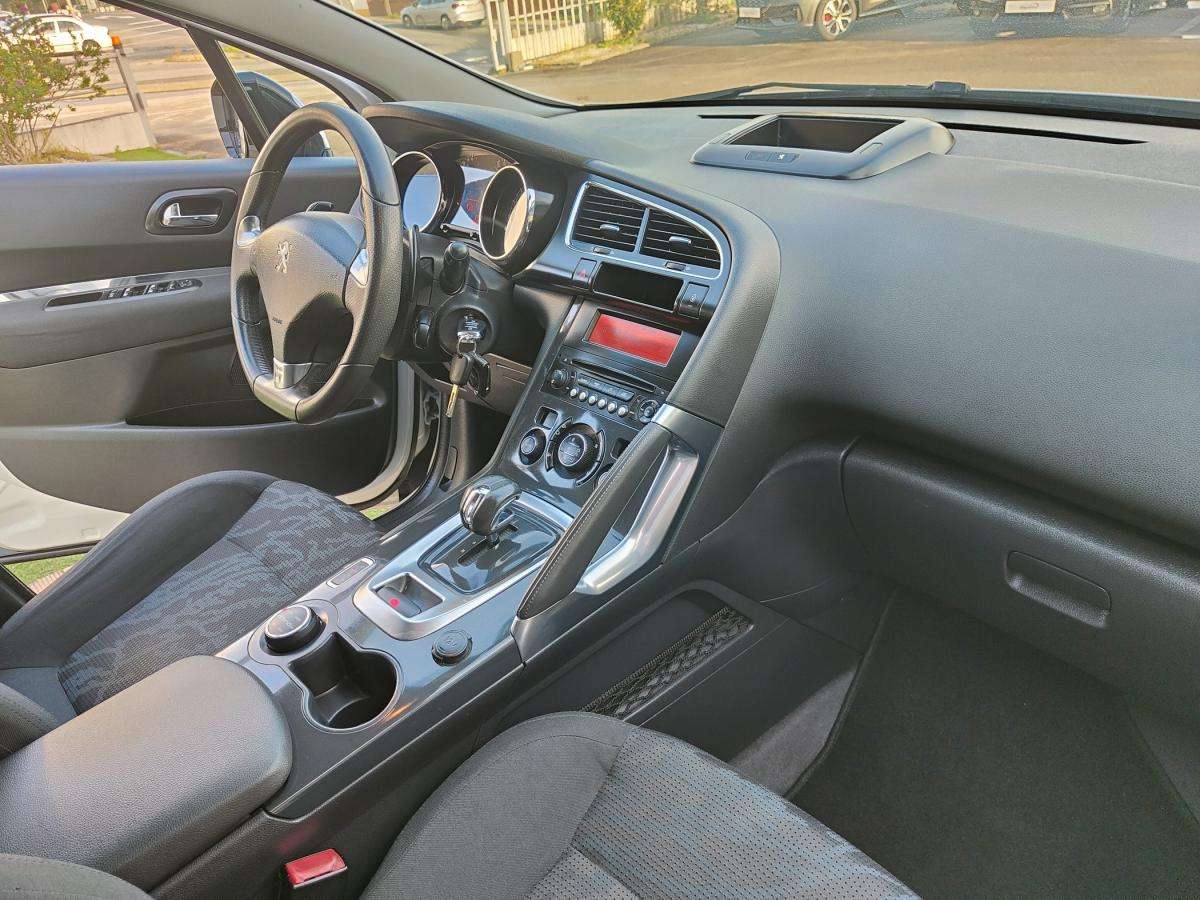 peugeot-3008-2013-hibrido-a-diesel-1997cc