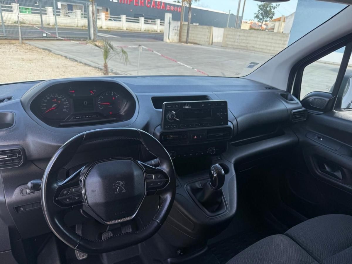 peugeot-partner-2019-diesel-1560cc