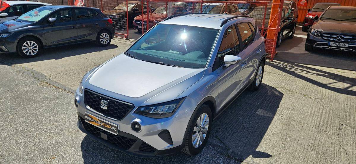 seat-arona-2023-gasolina-999cc