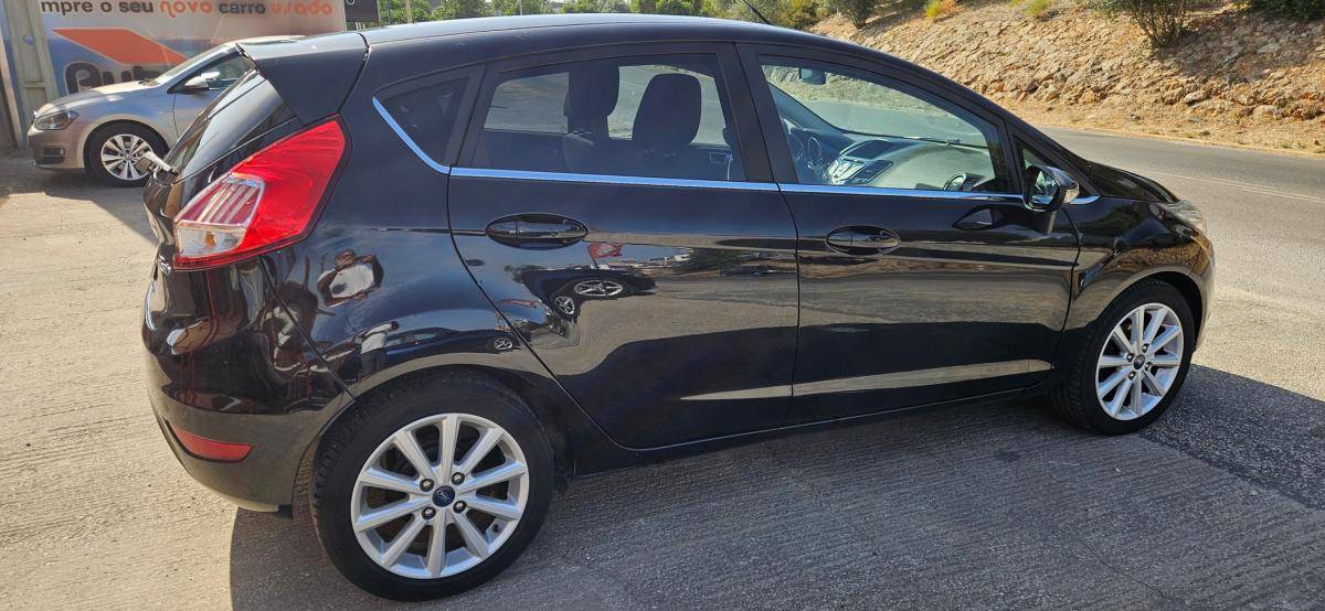 ford-fiesta-2016-gasolina-998cc