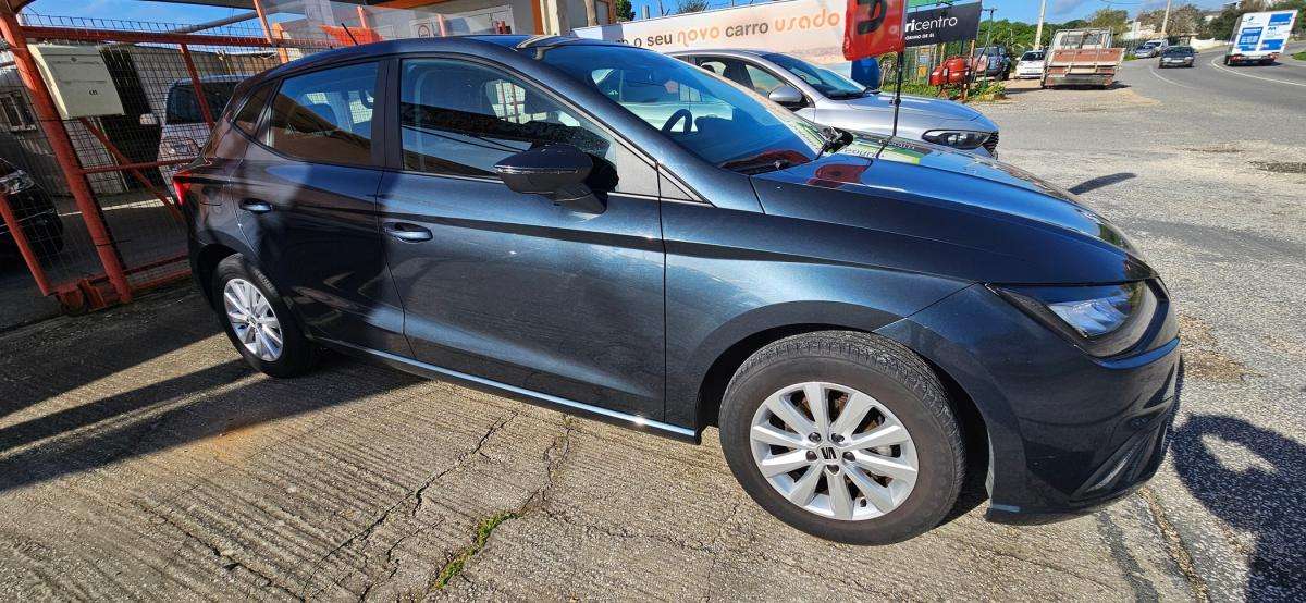 seat-ibiza-2023-gasolina-999cc