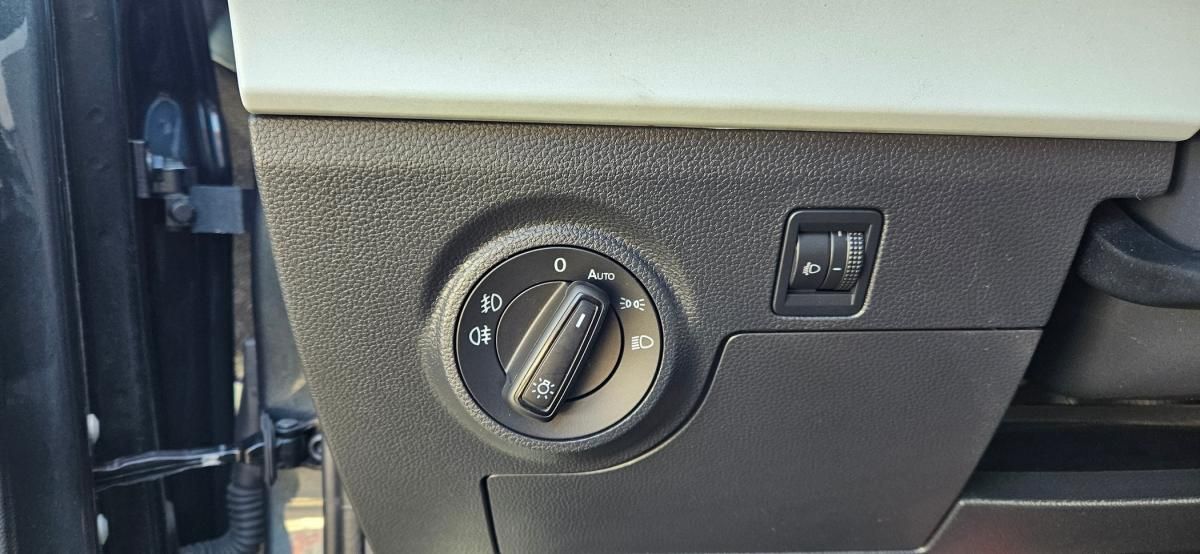 seat-ibiza-2023-gasolina-999cc