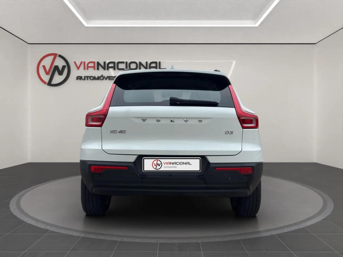 volvo-xc40-2019-diesel-1969cc