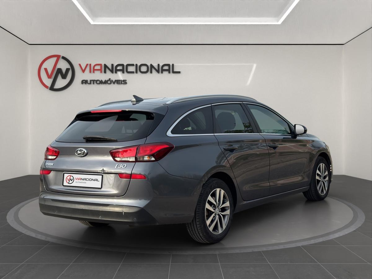 hyundai-i30-sw-2020-gasolina-998cc
