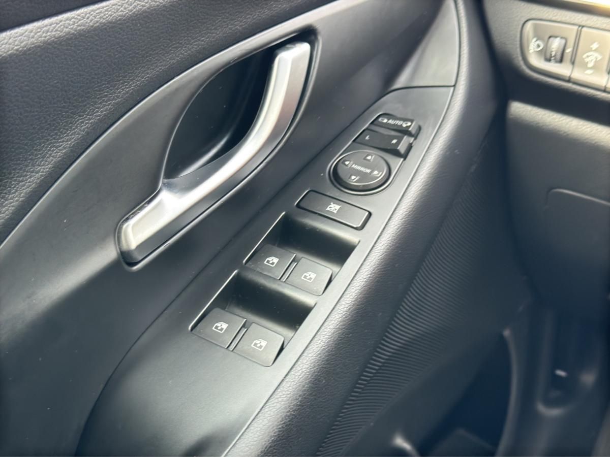 hyundai-i30-sw-2020-gasolina-998cc