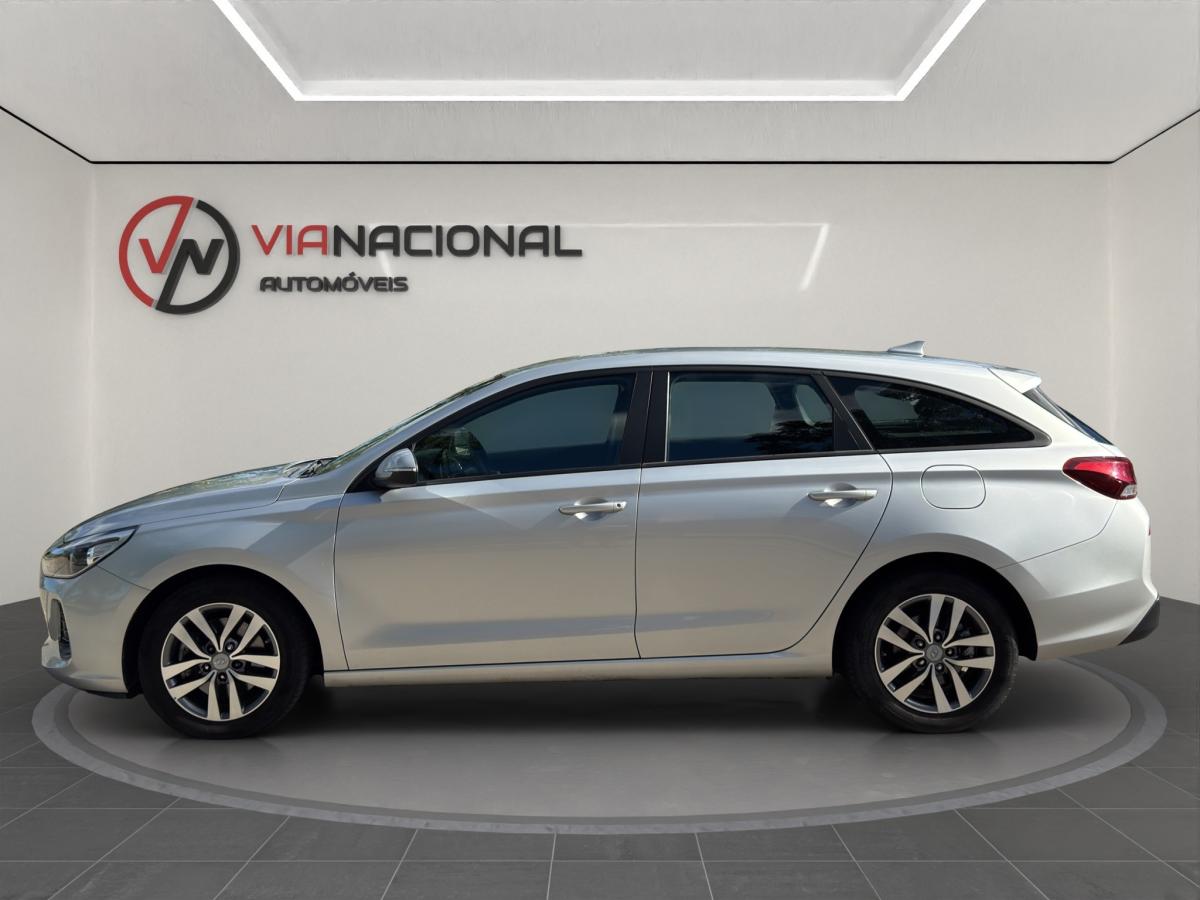 hyundai-i30-sw-2018-diesel-1582cc