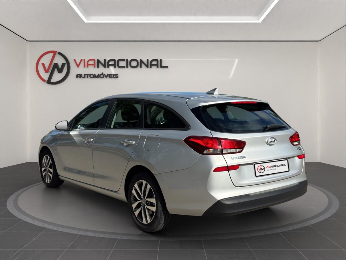 hyundai-i30-sw-2018-diesel-1582cc