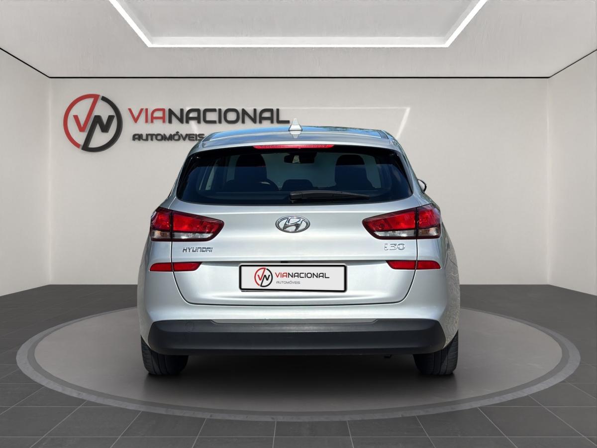 hyundai-i30-sw-2018-diesel-1582cc