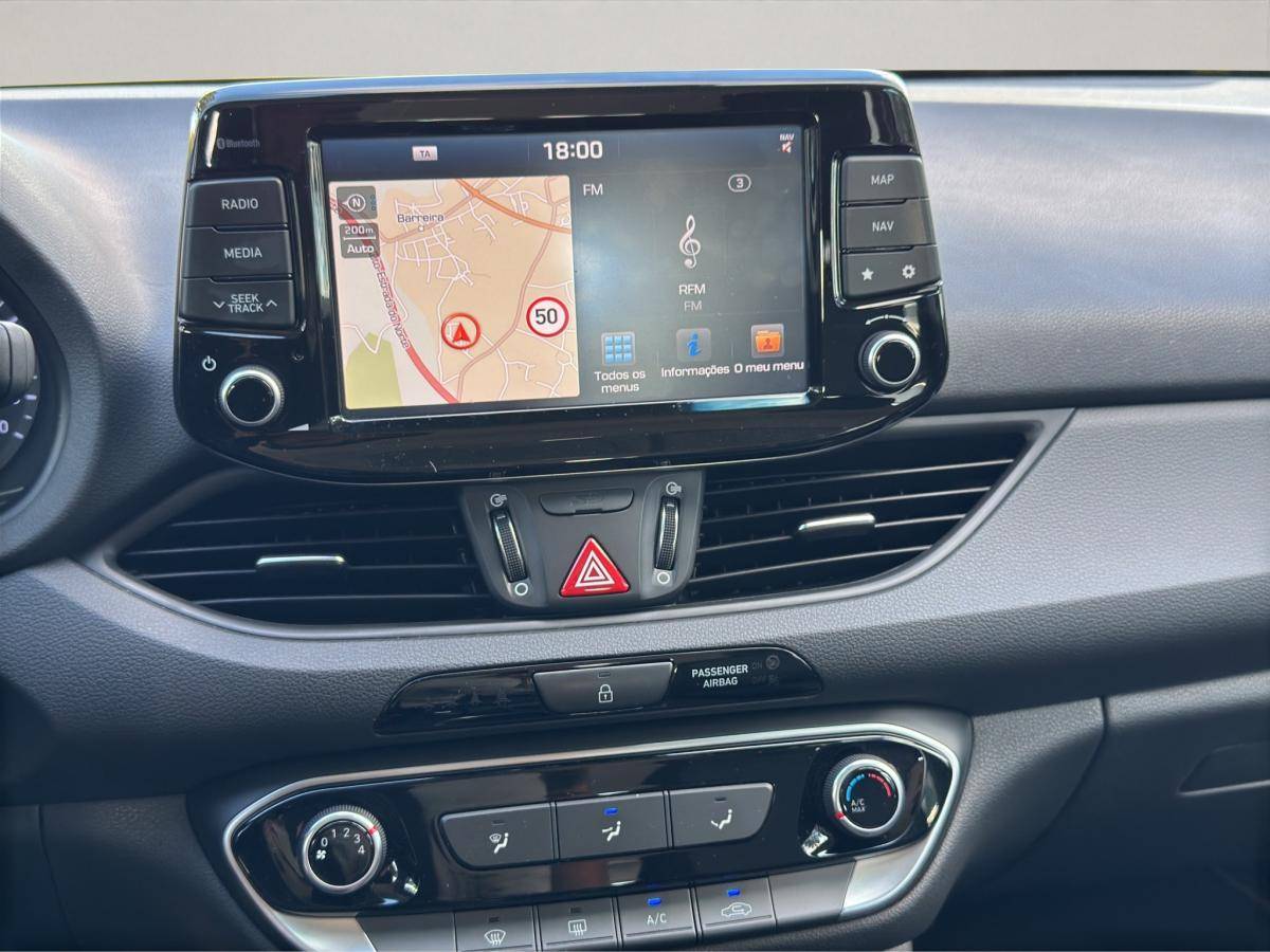 hyundai-i30-sw-2018-diesel-1582cc