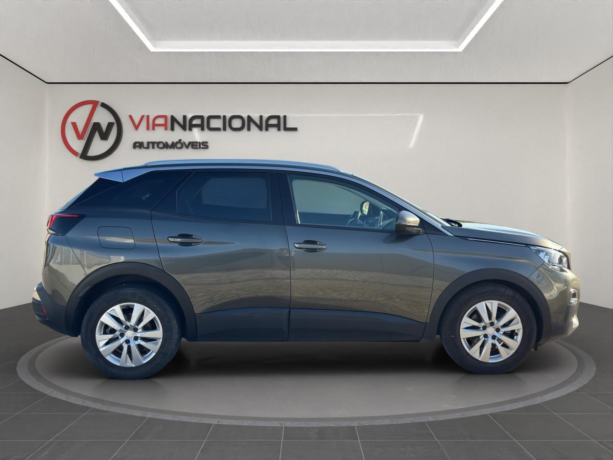 peugeot-3008-2018-diesel-1499cc