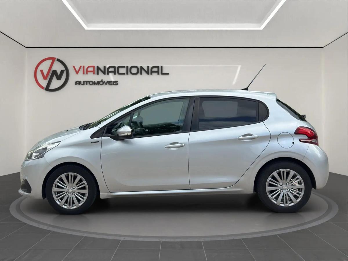 peugeot-208-2018-gasolina-1199cc