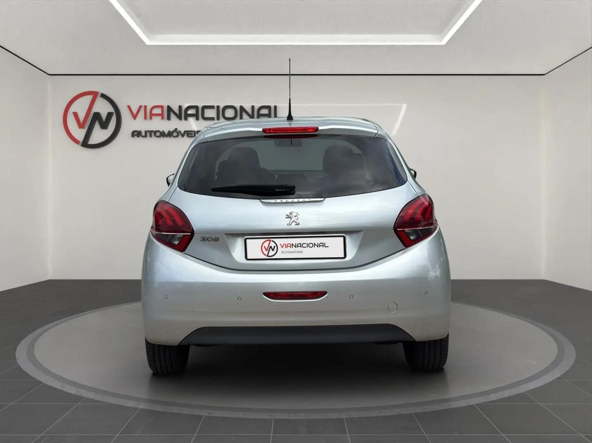peugeot-208-2018-gasolina-1199cc