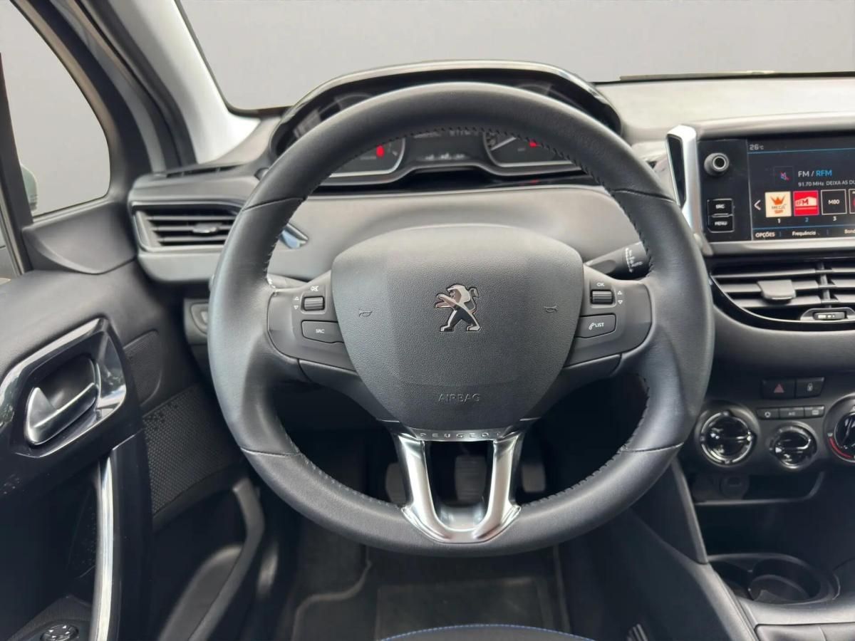 peugeot-208-2018-gasolina-1199cc