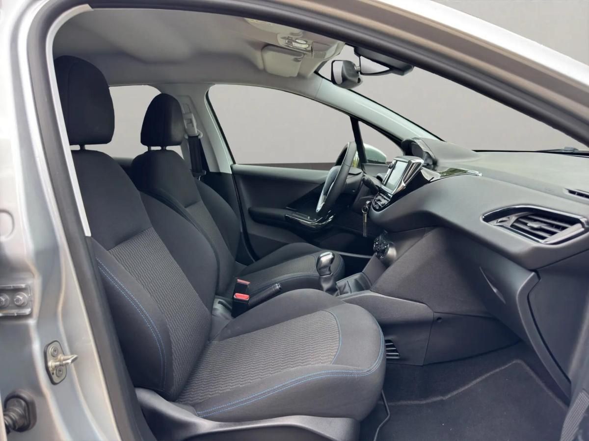 peugeot-208-2018-gasolina-1199cc