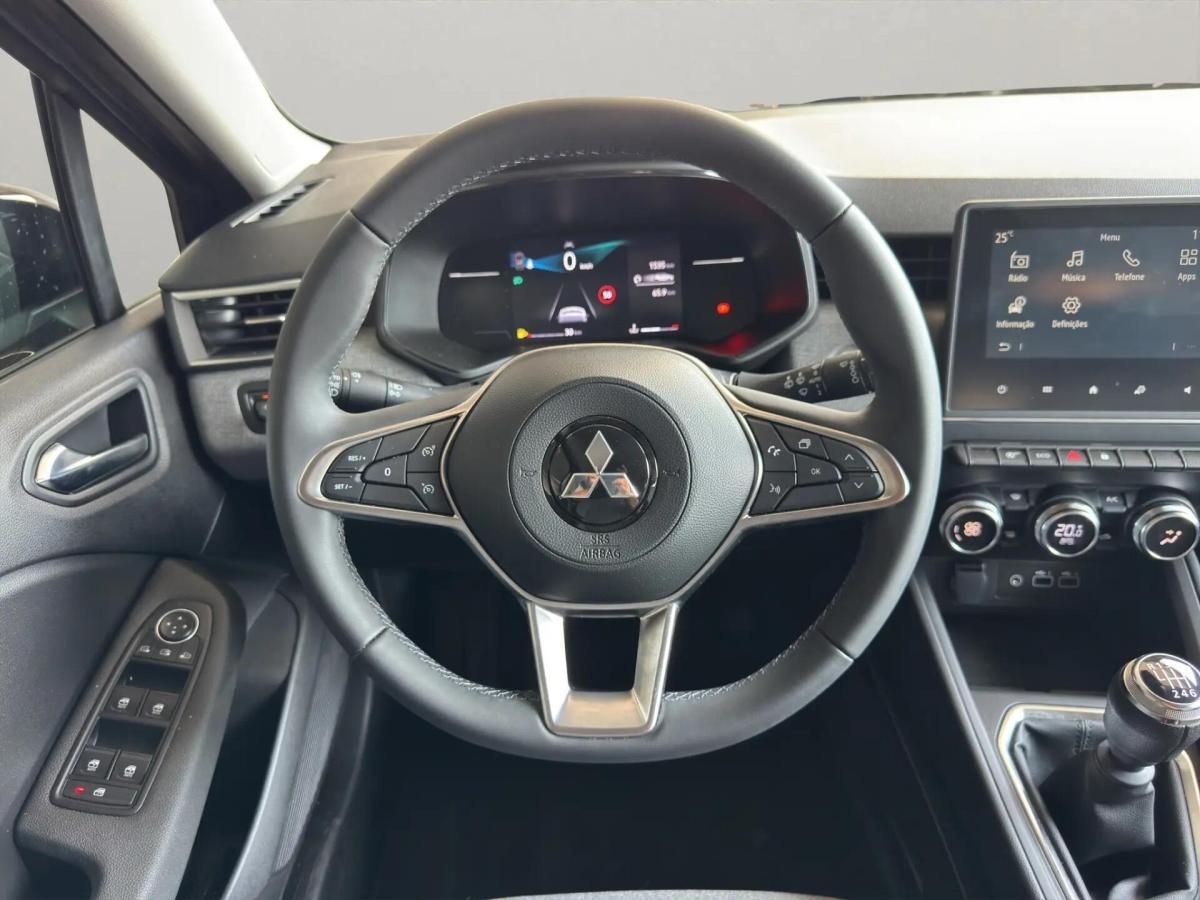 mitsubishi-colt-2024-gasolina-999cc
