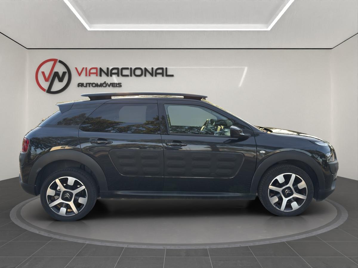 citroen-c4-cactus-2015-diesel-1560cc