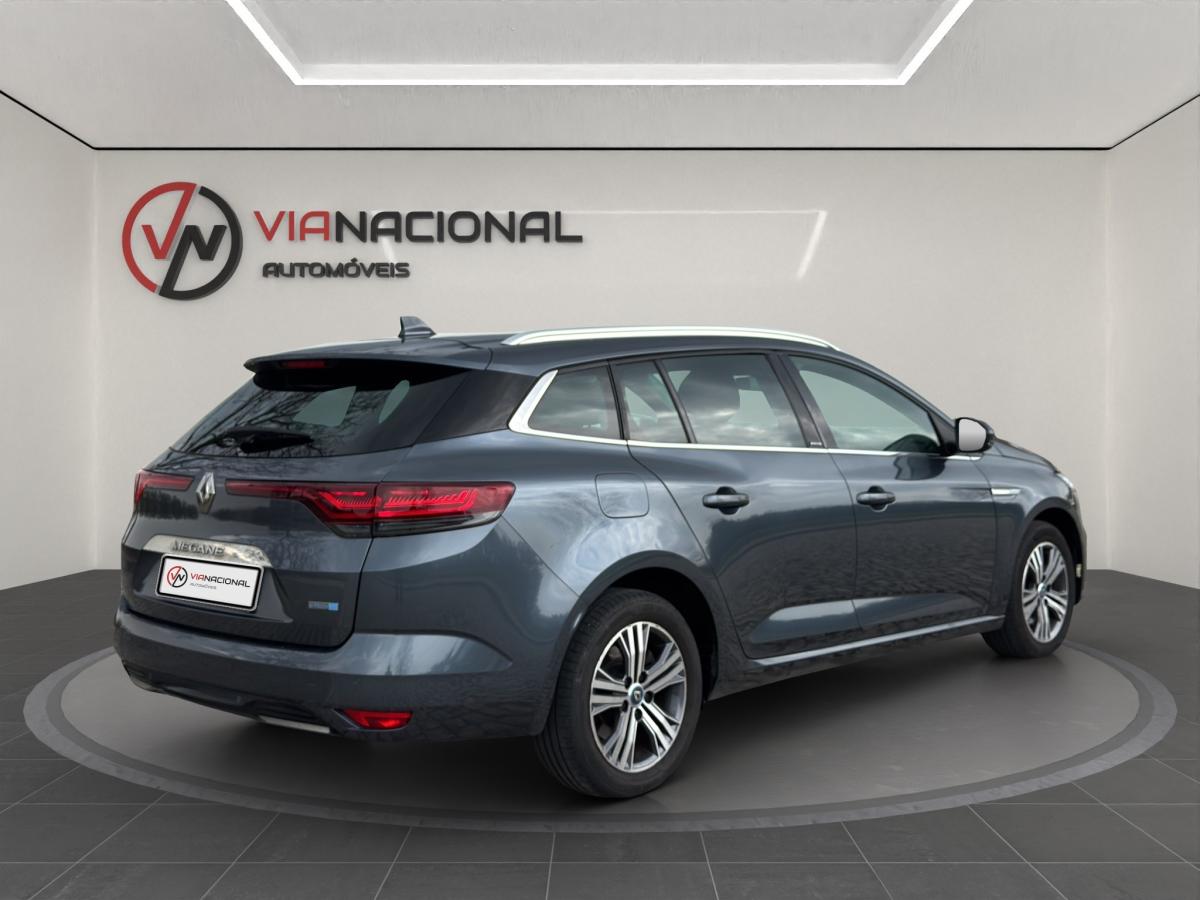 renault-megane-sport-tourer-2021-hibrido-a-gasolina-1598cc