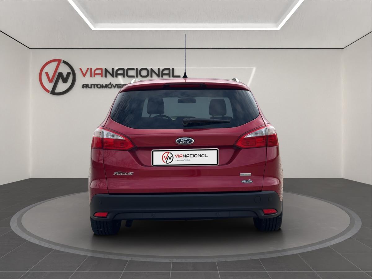 ford-focus-sw-2014-gasolina-998cc
