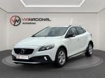 volvo-v40-cross-country-2016-diesel-1969cc