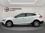 volvo-v40-cross-country-2016-diesel-1969cc
