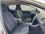 volvo-v40-cross-country-2016-diesel-1969cc