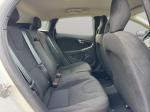 volvo-v40-cross-country-2016-diesel-1969cc