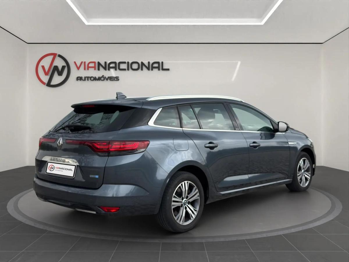 renault-megane-sport-tourer-2021-hibrido-a-gasolina-1598cc