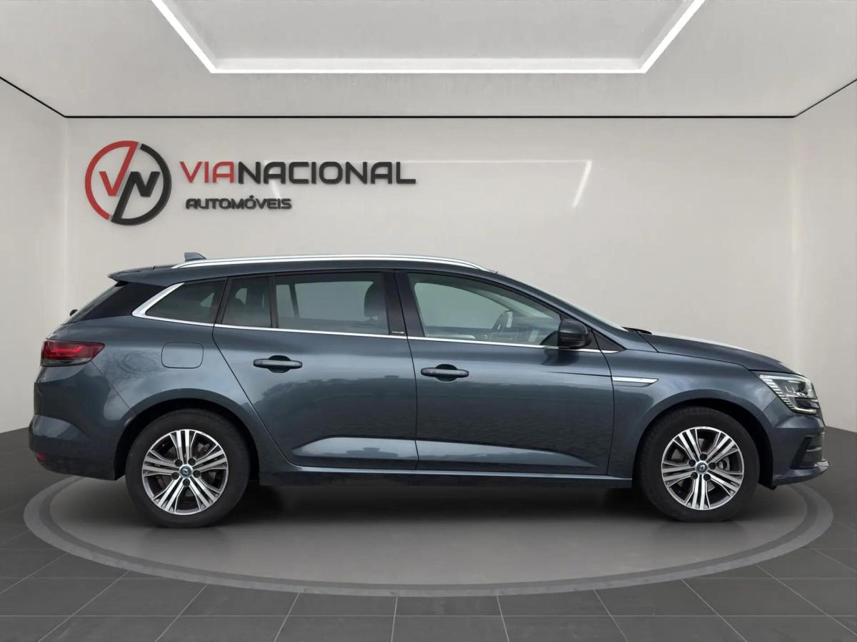 renault-megane-sport-tourer-2021-hibrido-a-gasolina-1598cc