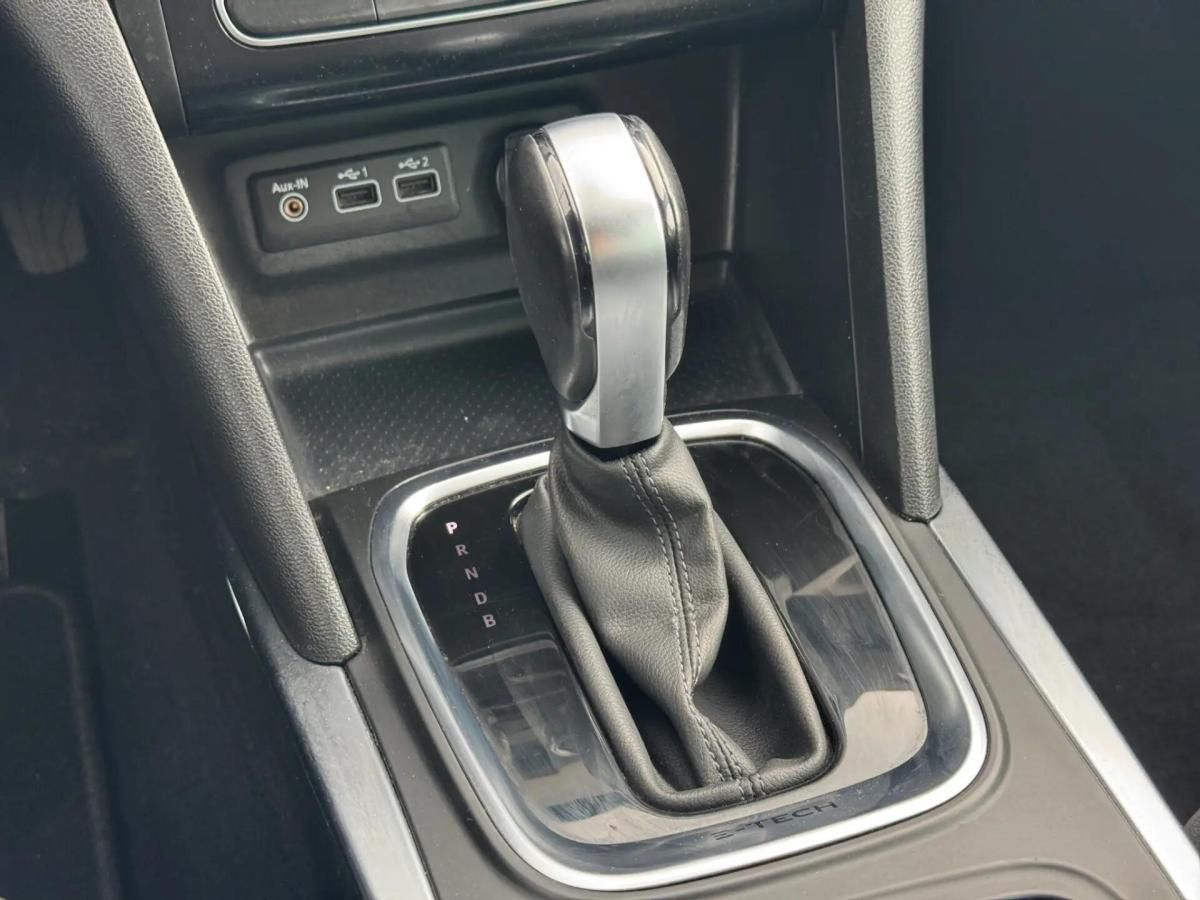 renault-megane-sport-tourer-2021-hibrido-a-gasolina-1598cc