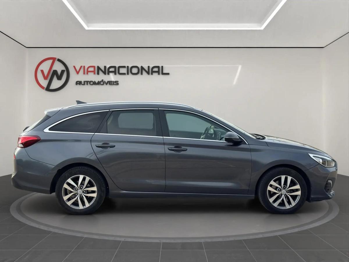 hyundai-i30-sw-2020-gasolina-998cc