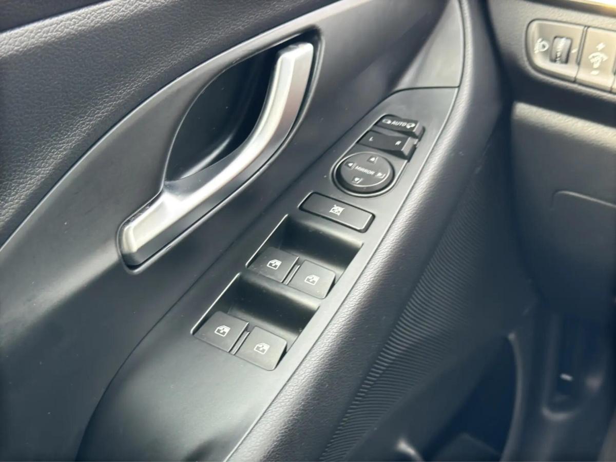 hyundai-i30-sw-2020-gasolina-998cc