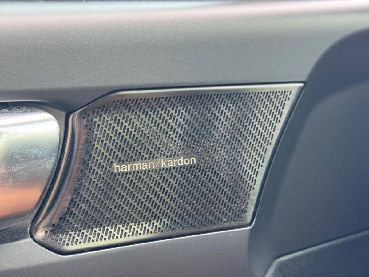 volvo-xc40-2021-hibrido-a-gasolina-1477cc