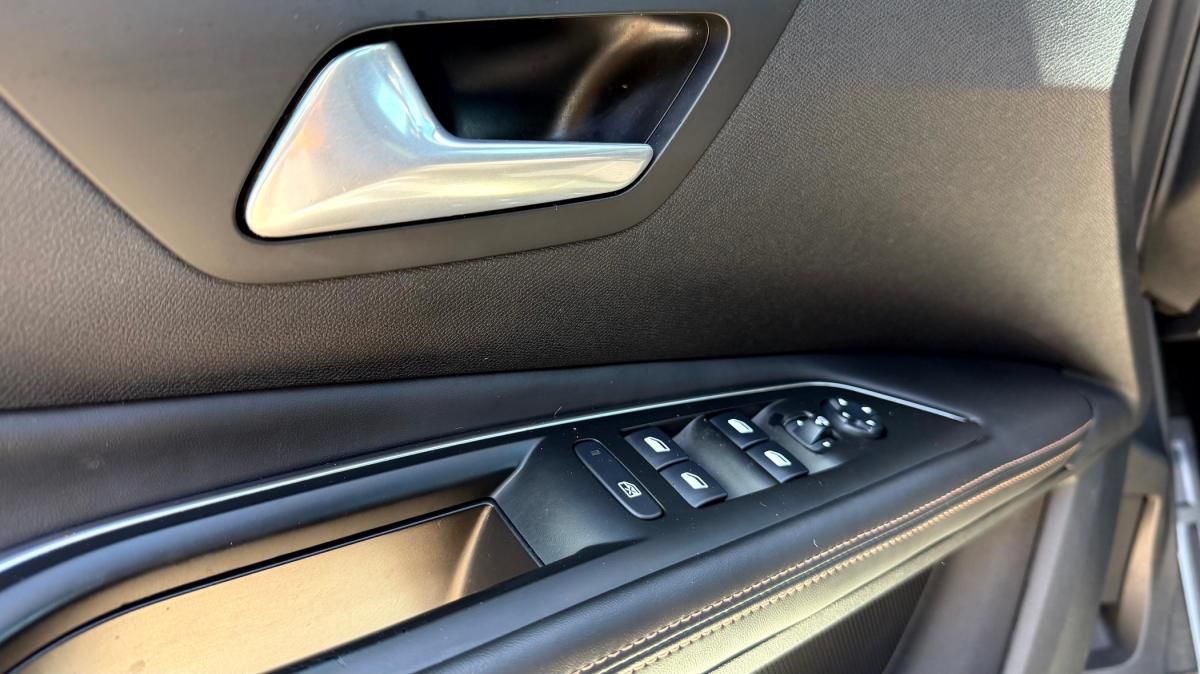 peugeot-3008-2018-diesel-1499cc