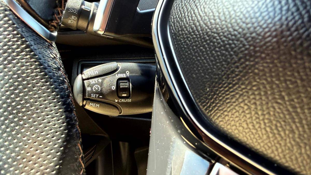 peugeot-3008-2018-diesel-1499cc