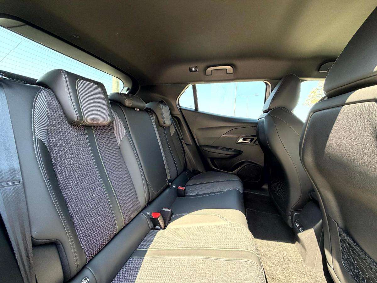 peugeot-2008-2021-diesel-1499cc
