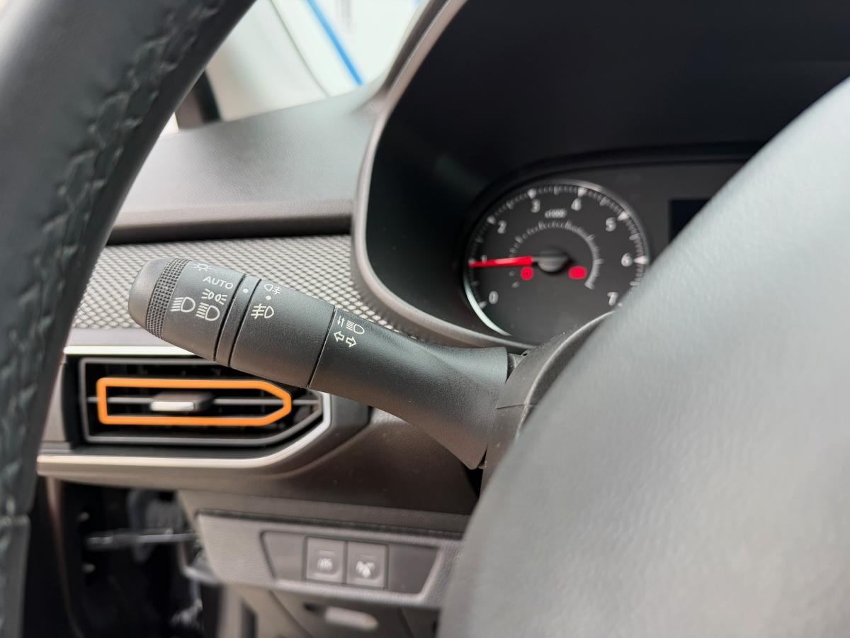 dacia-sandero-2022-gpl-999cc