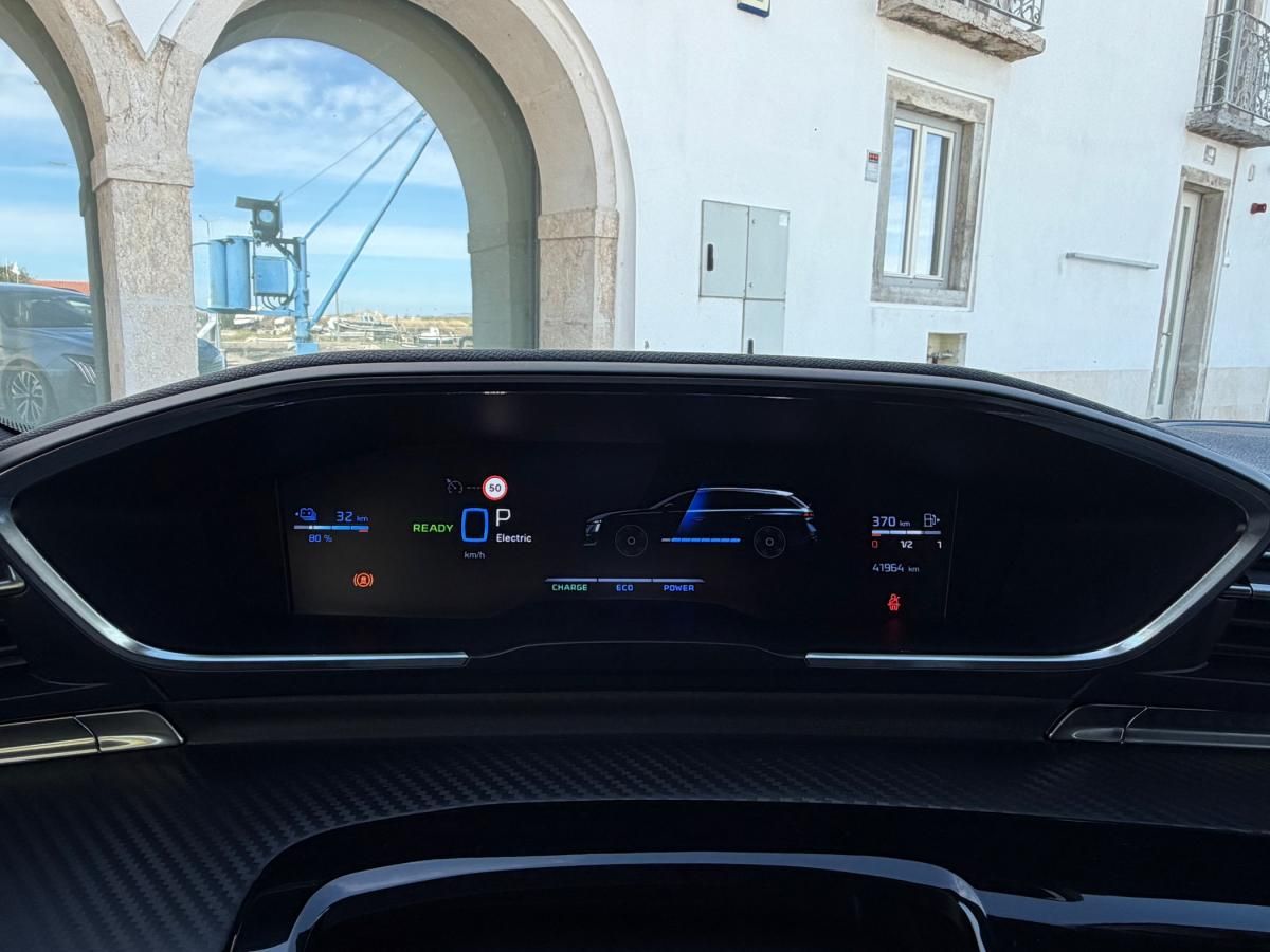 peugeot-508-sw-2024-hibrido-a-gasolina-1598cc