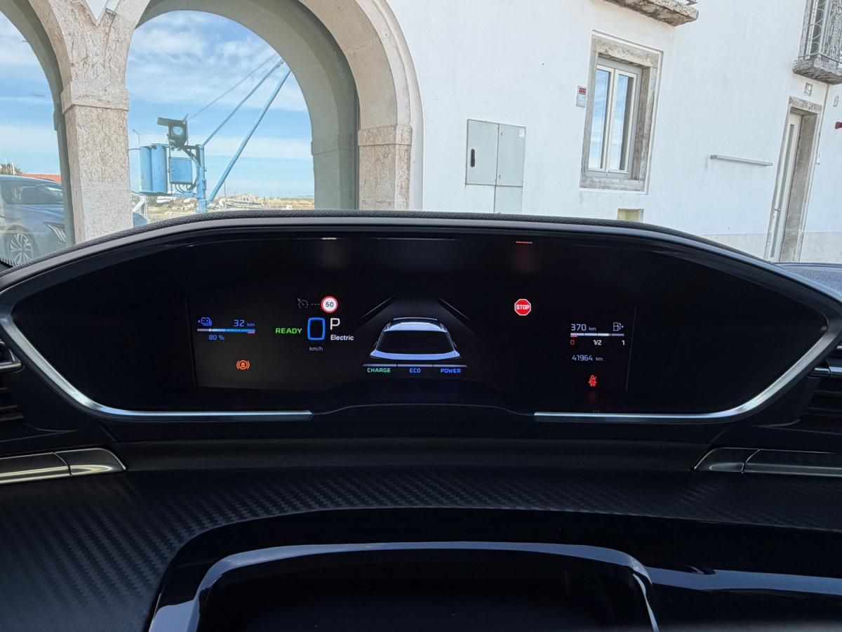 peugeot-508-sw-2024-hibrido-a-gasolina-1598cc