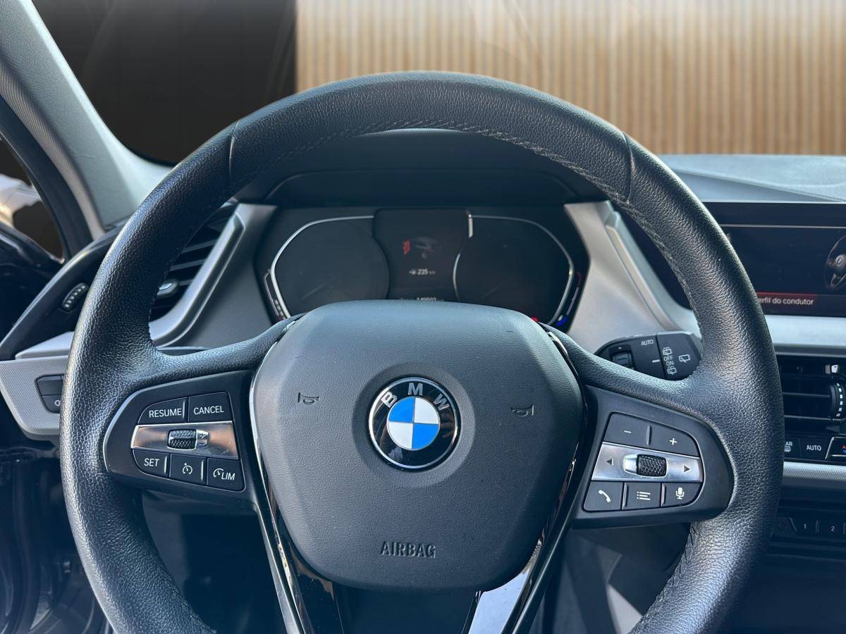bmw-serie-1-2021-diesel-1496cc