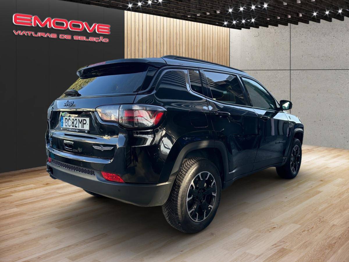 jeep-compass-2023-hibrido-a-gasolina-1332cc