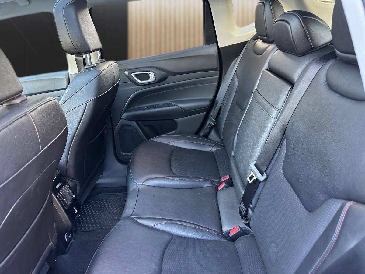 jeep-compass-2023-hibrido-a-gasolina-1332cc